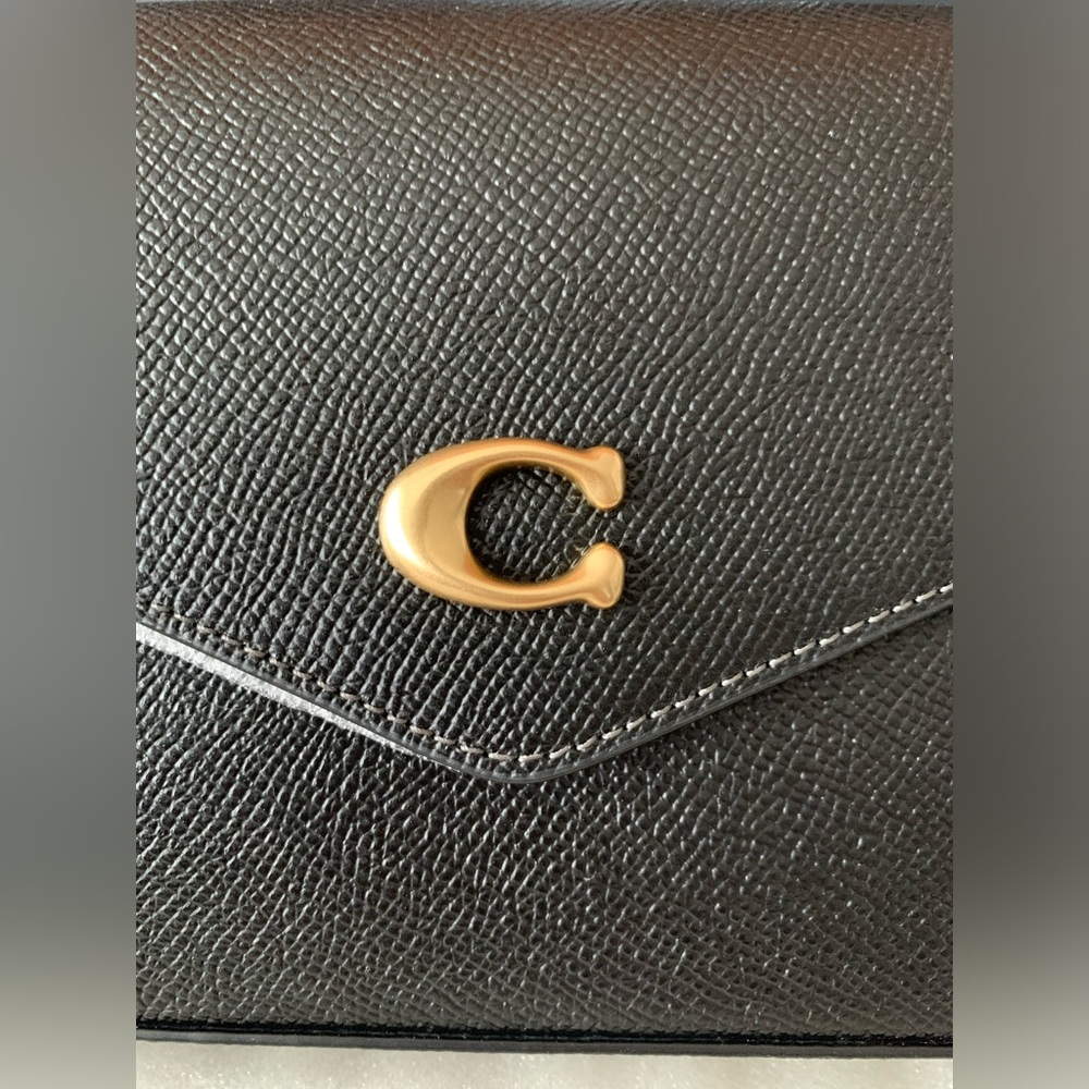 BNWT COACH BLK Wyn Crossbody Bag🖤🧡
Brand New / Giftable Condition w/ pap… - Picture 7 of 16